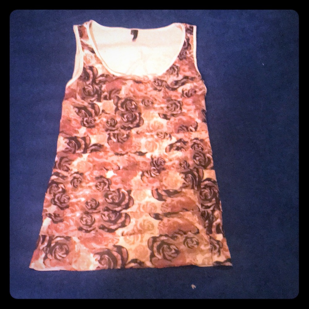 Maurices (M) floral tank top